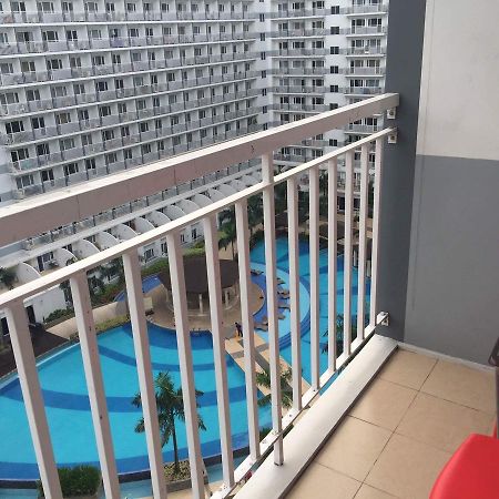 Rp Condo At Shell Residences Manila Bagian luar foto