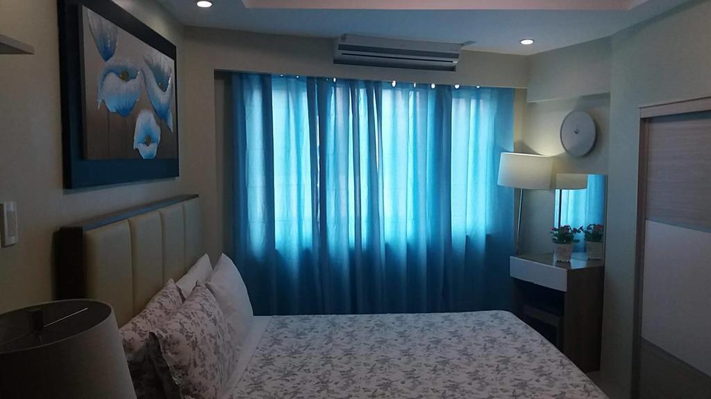 Rp Condo At Shell Residences Manila Bagian luar foto